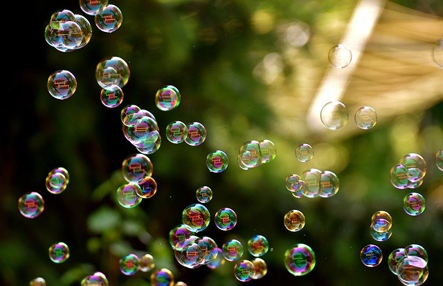 March weekend events bubbles PX